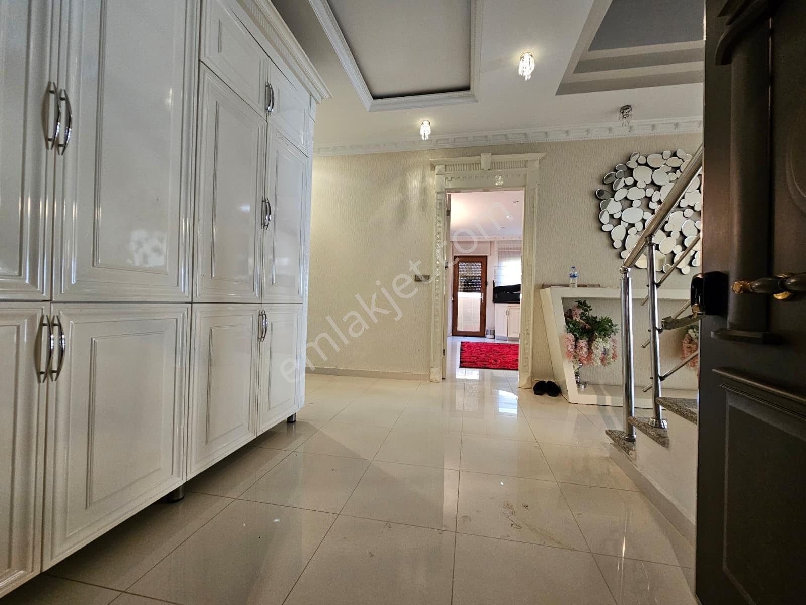 Alanya Merkez'de 300 M² 5+1 Ayrı Mutfaklı Dubleks Daire — fotoğraf 14