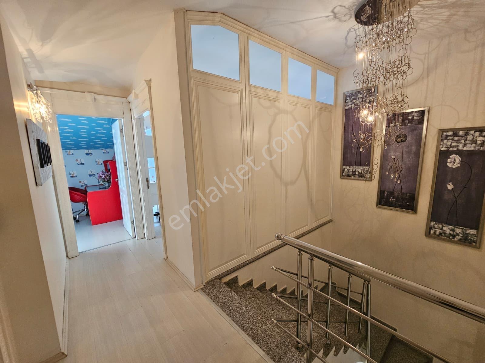 Alanya Merkez'de 300 M² 5+1 Ayrı Mutfaklı Dubleks Daire — fotoğraf 18