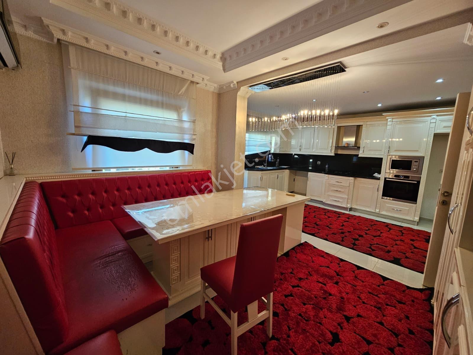 Alanya Merkez'de 300 M² 5+1 Ayrı Mutfaklı Dubleks Daire — fotoğraf 28