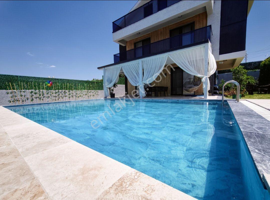 Seydikemer Gerişburnunda Satılık 4+1 Müstakil Havuzlu Geniş Vıll — fotoğraf 4