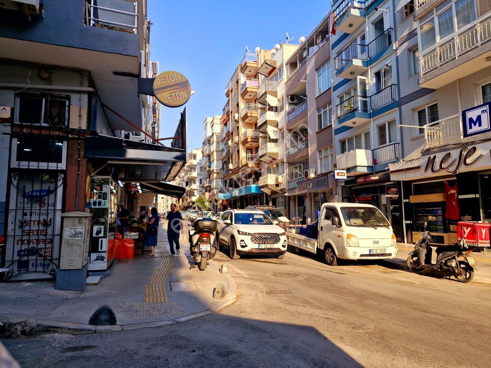 Betonyol Cadde Üzerinde Metro Yakını 3+1 120m2 Köşe Arakat Daire — fotoğraf 33