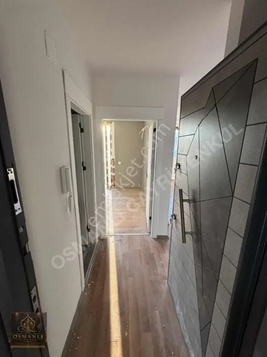 Limonluda Denize 180 Metre Kapalı Otoparklı 1+1 Daire — fotoğraf 4