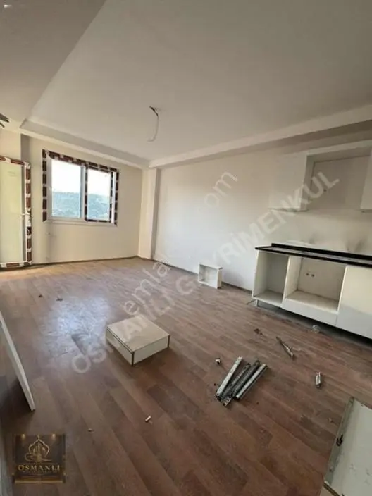 Limonluda Denize 180 Metre Kapalı Otoparklı 1+1 Daire — fotoğraf 9