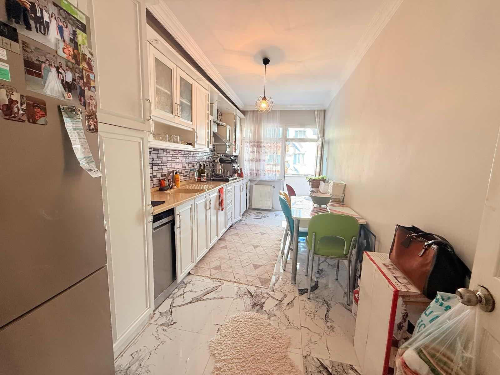 Mercan Emlak'tan 100 M2 Balkonlu Ara Kat Daire — fotoğraf 9