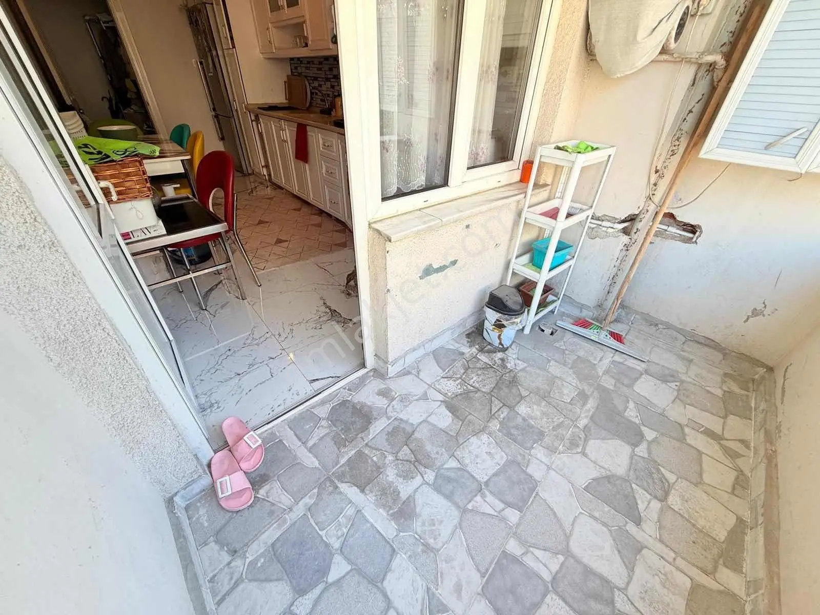 Mercan Emlak'tan 100 M2 Balkonlu Ara Kat Daire — fotoğraf 14