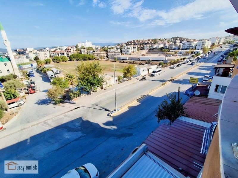 Güllükün Merkezinde Deniz Manzaralı Teraslı Satılık 2+1 — fotoğraf 3