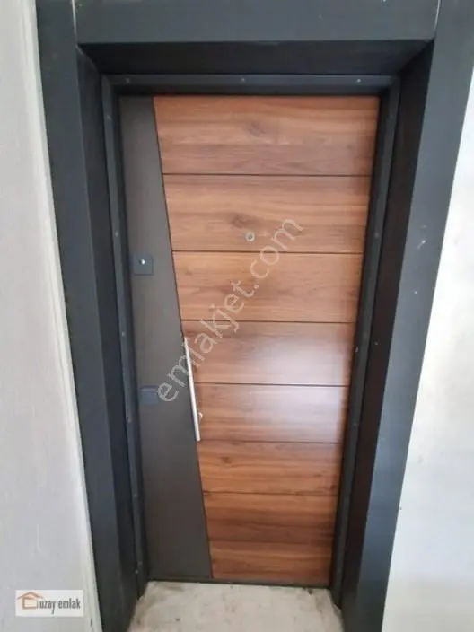 Güllükün Merkezinde Deniz Manzaralı Teraslı Satılık 2+1 — fotoğraf 4