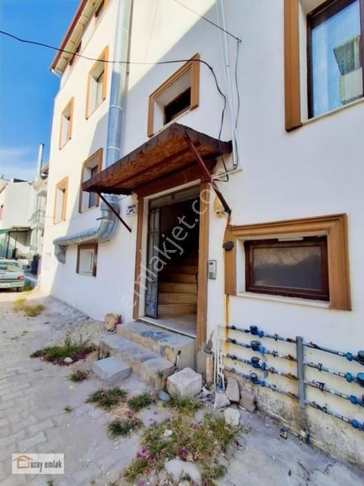 Güllükün Merkezinde Deniz Manzaralı Teraslı Satılık 2+1 — fotoğraf 7