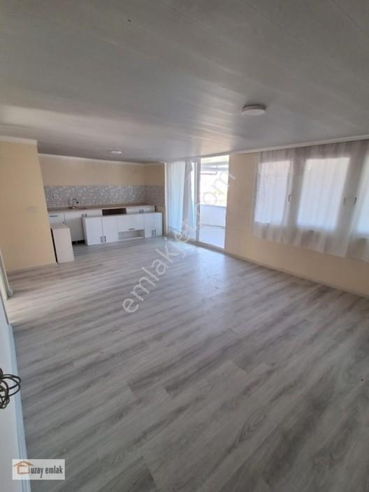 Güllükün Merkezinde Deniz Manzaralı Teraslı Satılık 2+1 — fotoğraf 13