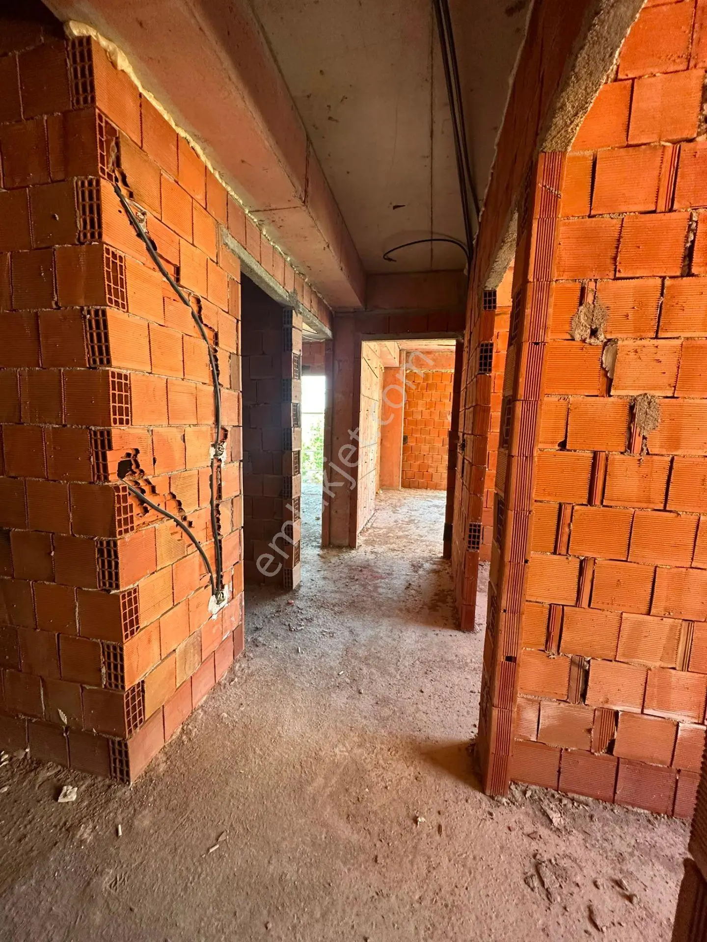 Mertcan'dan Kordonboyu Mah Balkonlu 2+1 Yatırıma Uygun Fırsat Satılık — fotoğraf 10