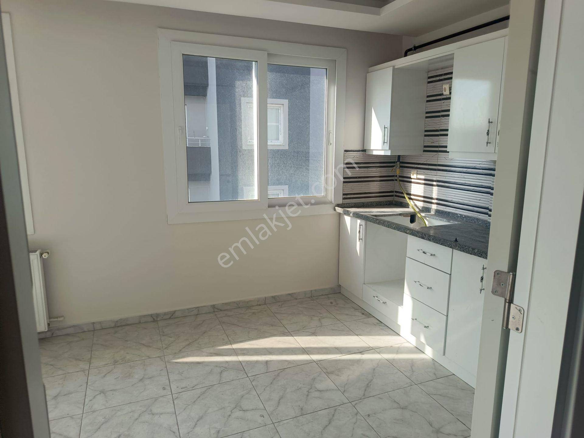 Stadyuma Yürüme Mesafesinde Ana Caddeye Sadece 100 Metre Mesafesinde 3+1 Daire — fotoğraf 2