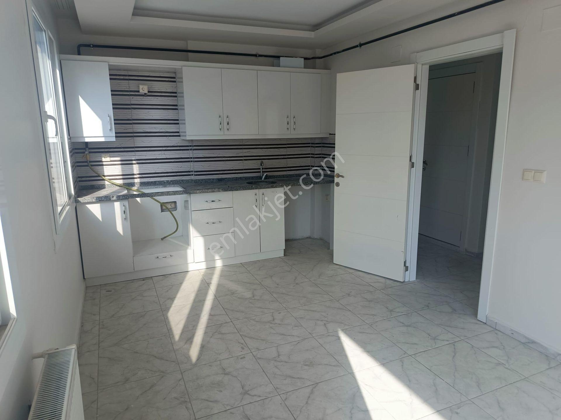 Stadyuma Yürüme Mesafesinde Ana Caddeye Sadece 100 Metre Mesafesinde 3+1 Daire — fotoğraf 3