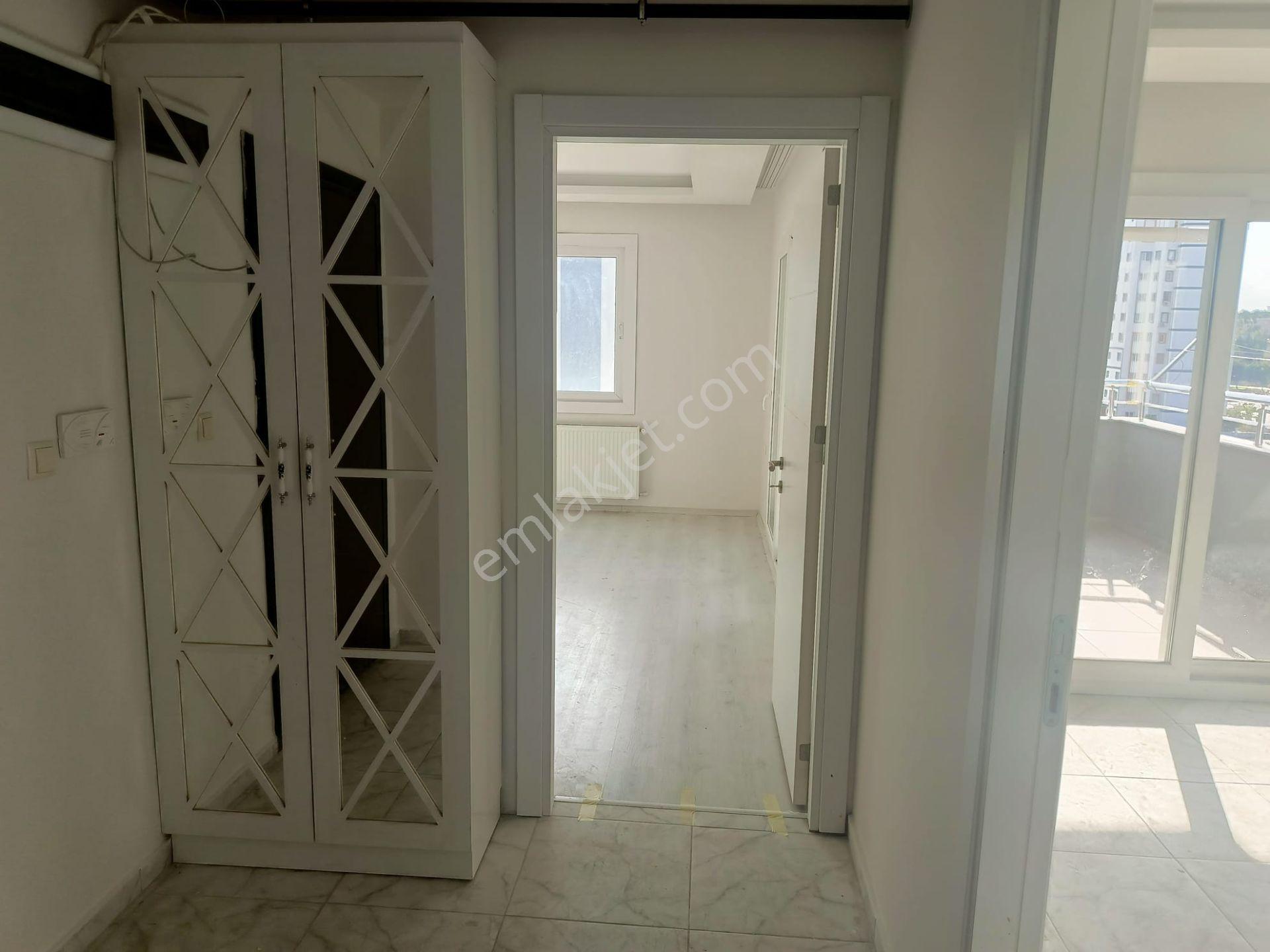 Stadyuma Yürüme Mesafesinde Ana Caddeye Sadece 100 Metre Mesafesinde 3+1 Daire — fotoğraf 4