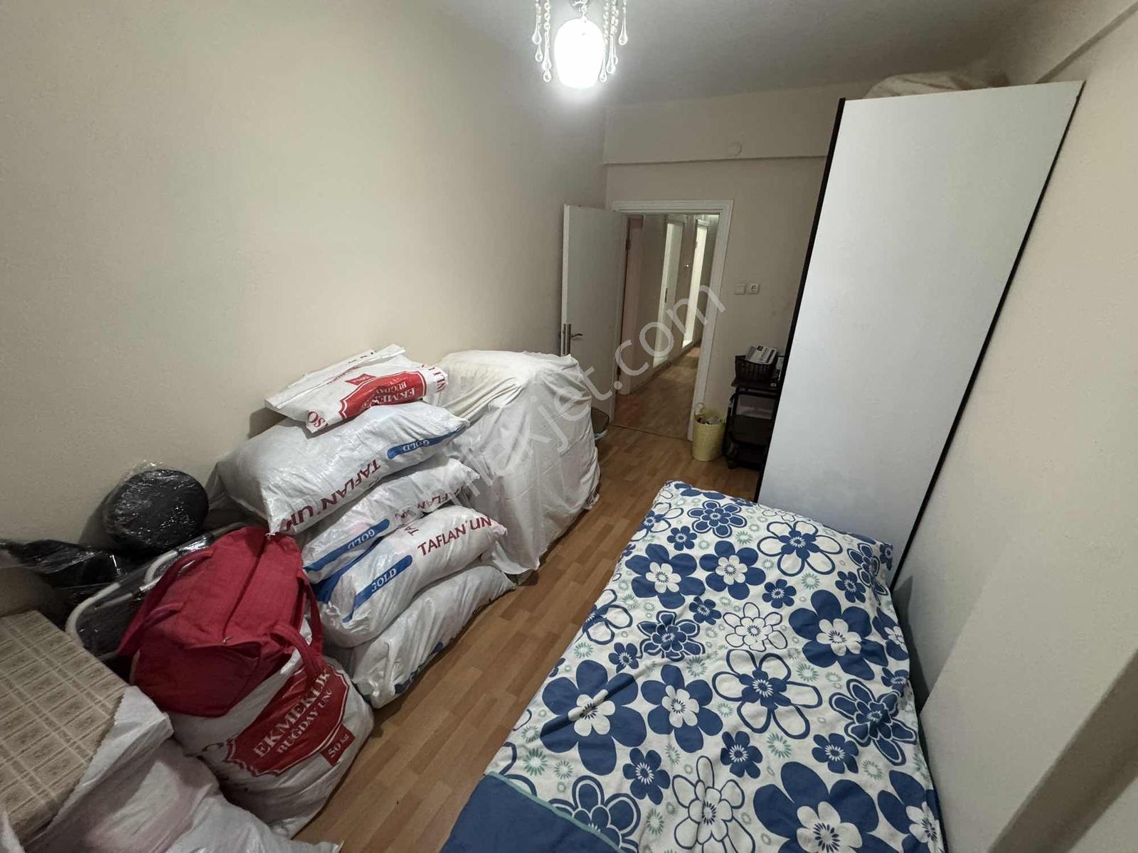 Cedit Mahallesinde Satılık Geniş 2+1 Daire — fotoğraf 9