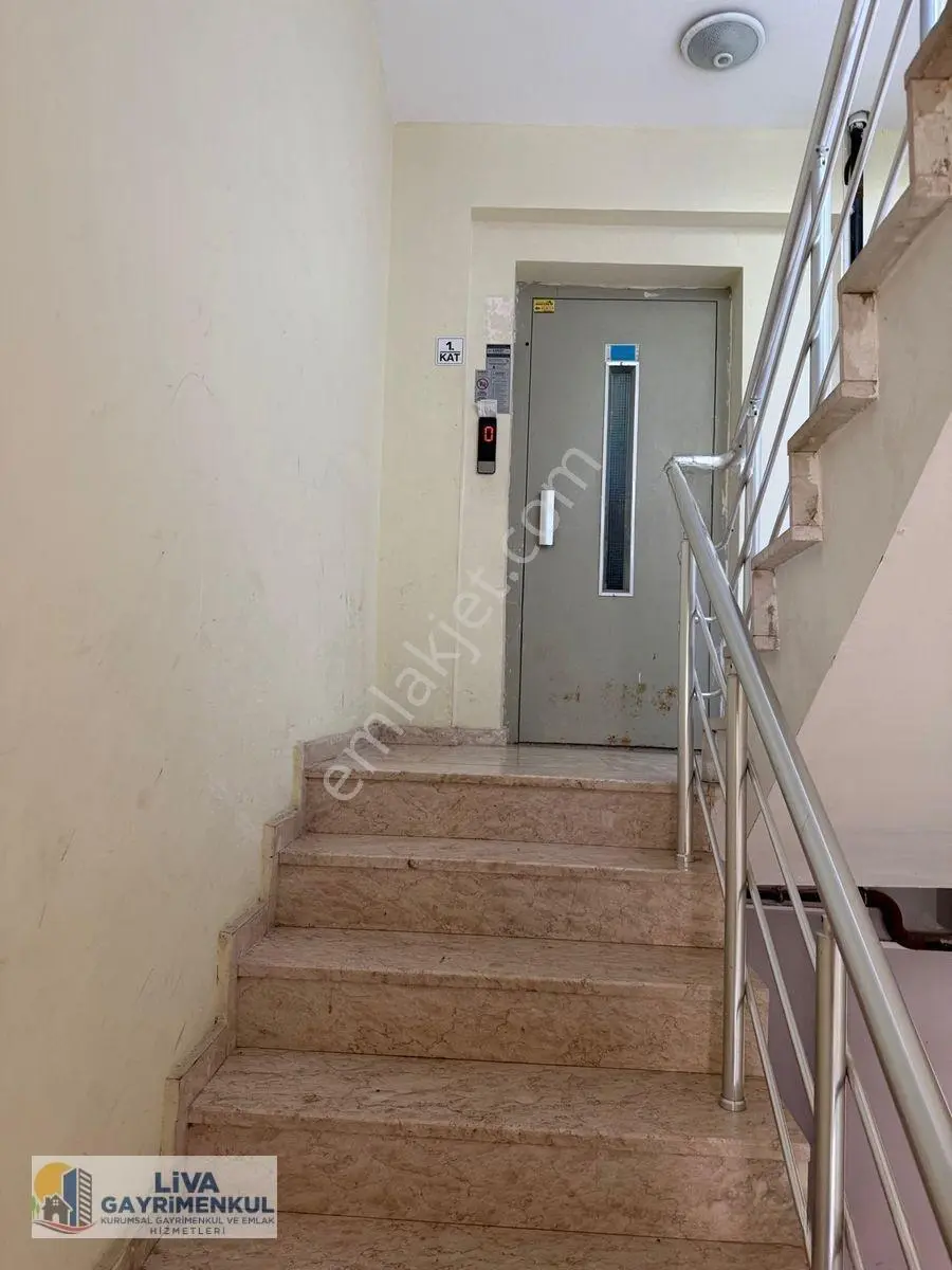 Safranbolu Esentepe Mahallesinde Güney Cephe Ara Kat 3+1 Daire Satılıktır — fotoğraf 6