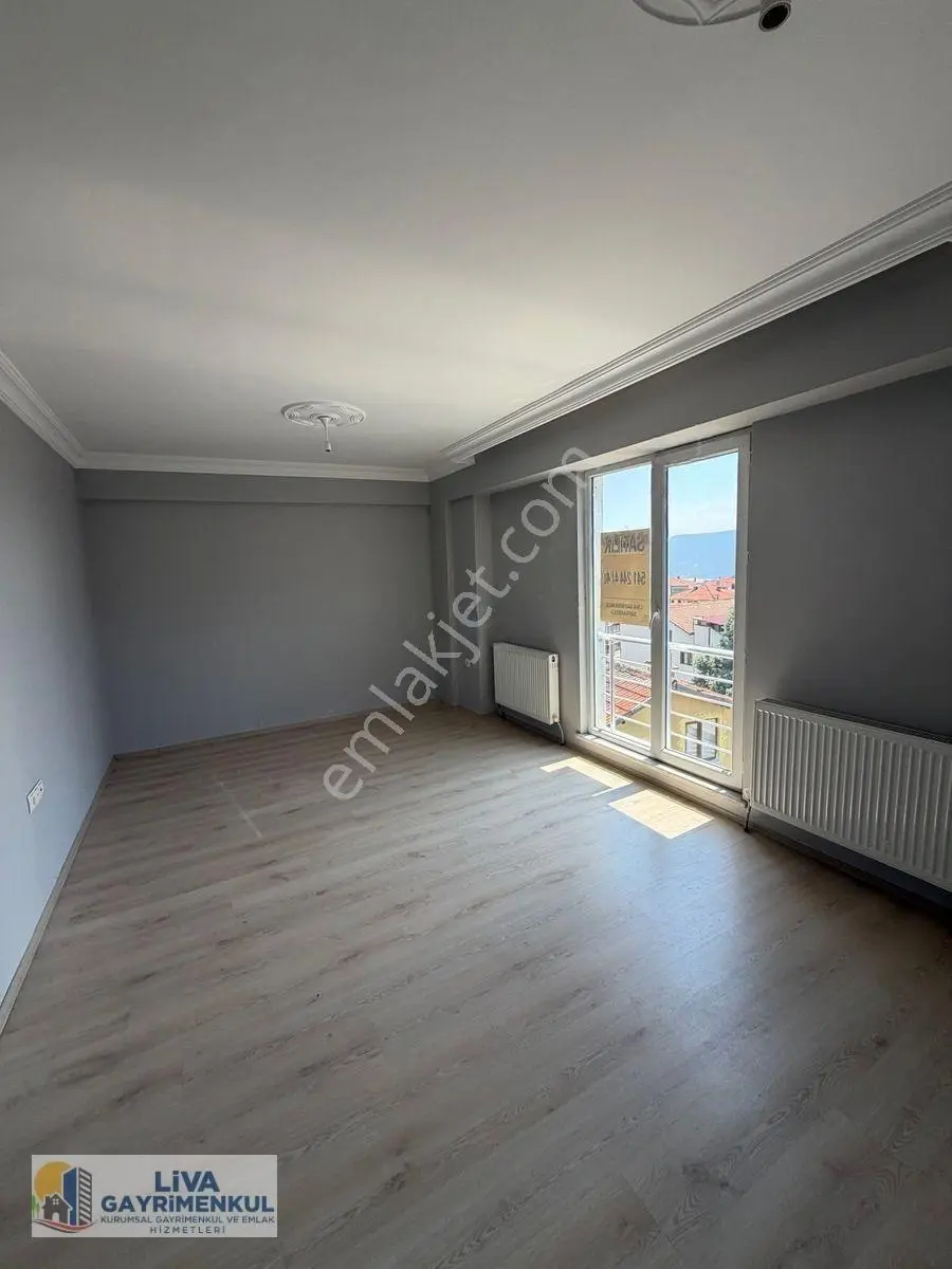 Safranbolu Esentepe Mahallesinde Güney Cephe Ara Kat 3+1 Daire Satılıktır — fotoğraf 16