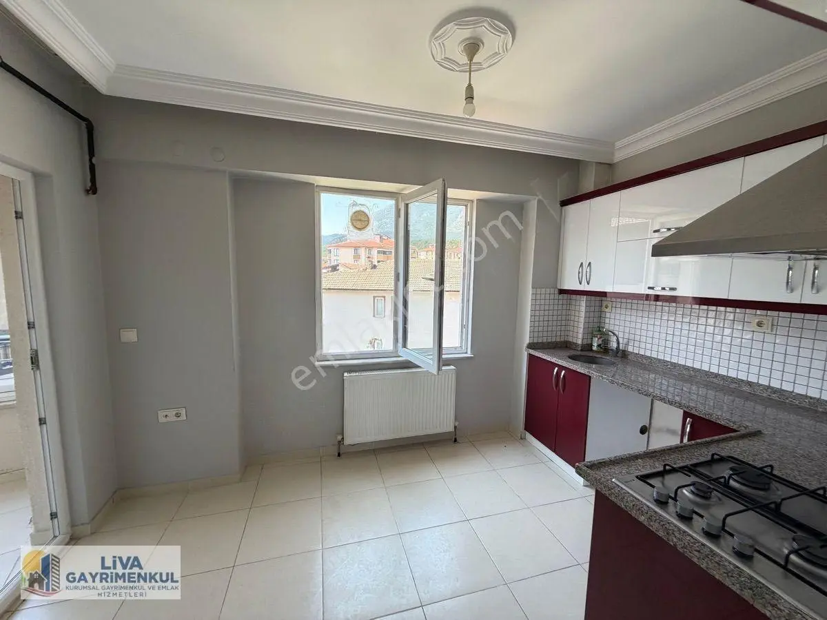 Safranbolu Esentepe Mahallesinde Güney Cephe Ara Kat 3+1 Daire Satılıktır — fotoğraf 19