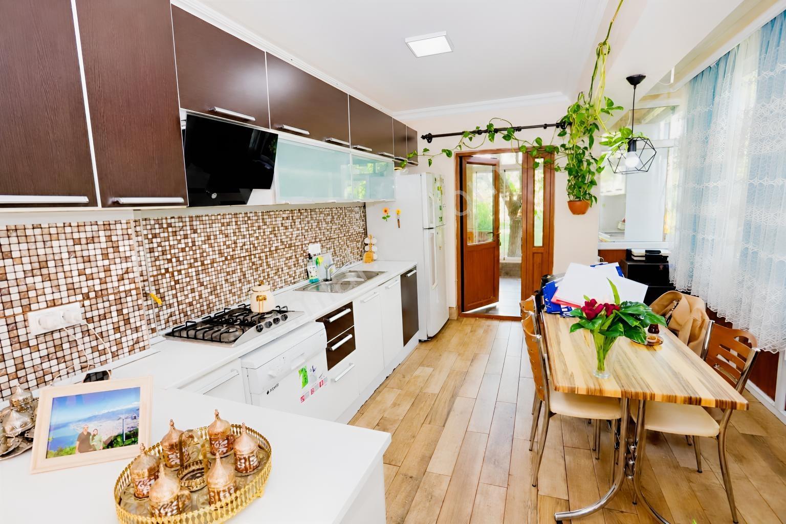 Sm Emlak'tan Karacaören Mah 900 M2 Arsa Üzerinde 4+1 Lüks Villa — fotoğraf 9