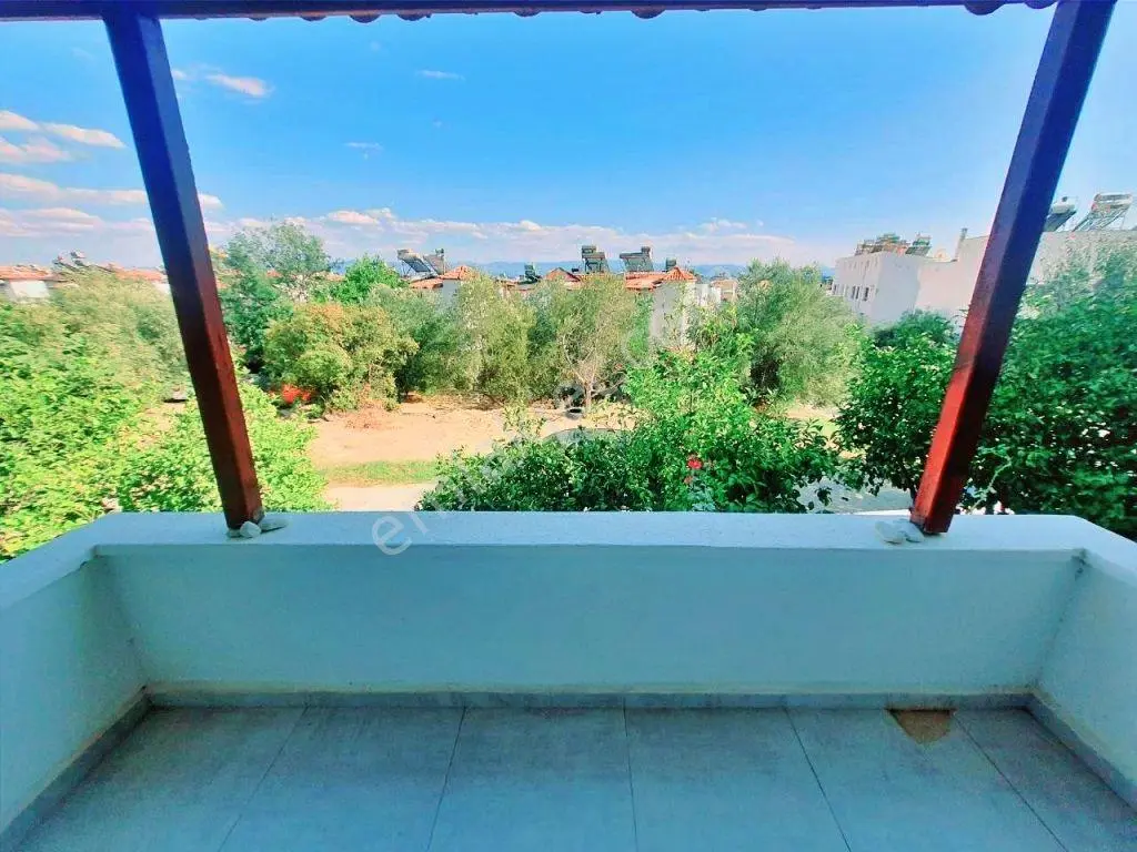 Uytundan Gürede Denize 250 Metre Çift Bahçeli 2+1 Kelepir Villa! — fotoğraf 16