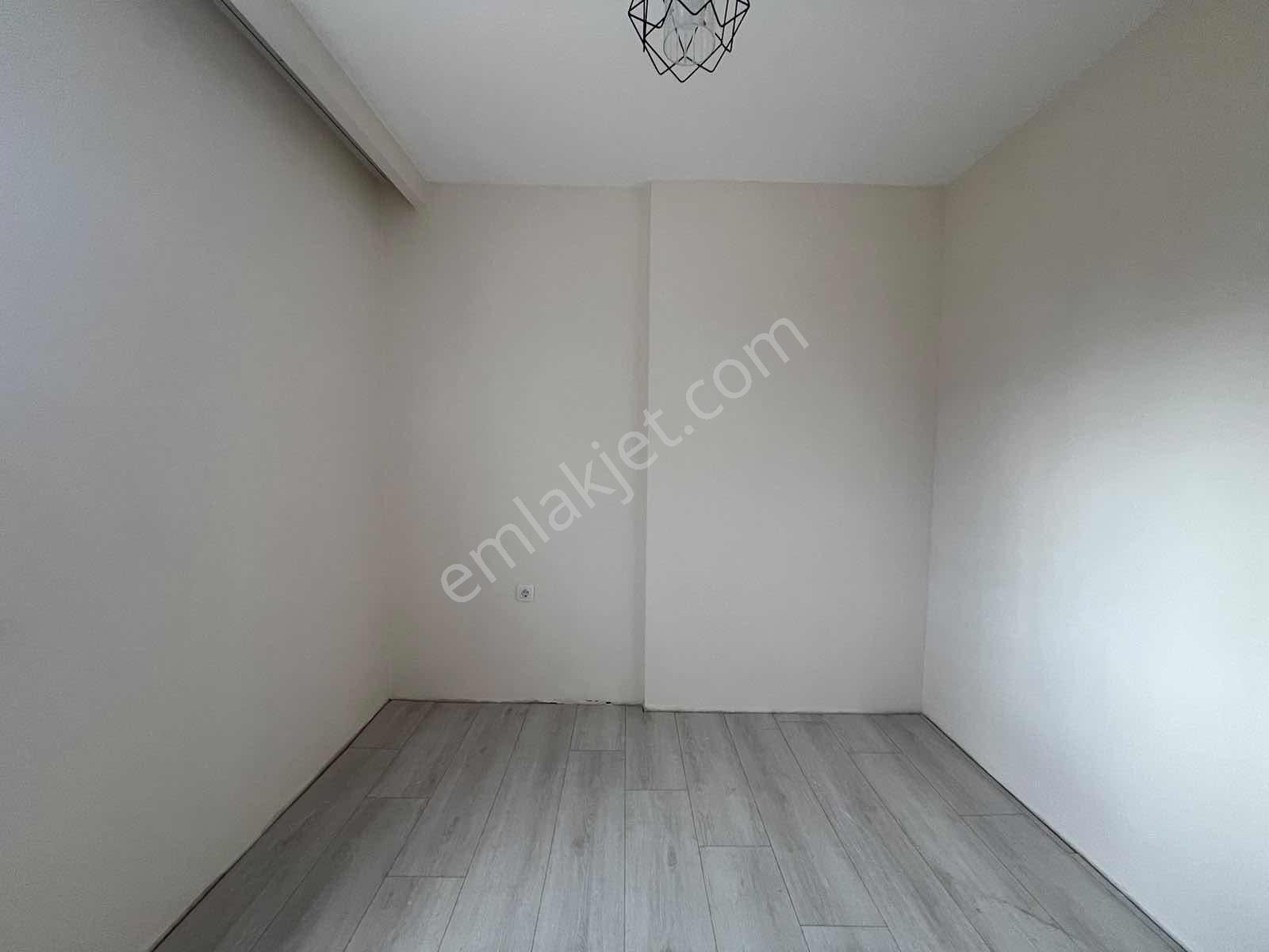 Salkımevler Mahallesinde Satılık A. Mutfak 2+1 Daire — fotoğraf 3