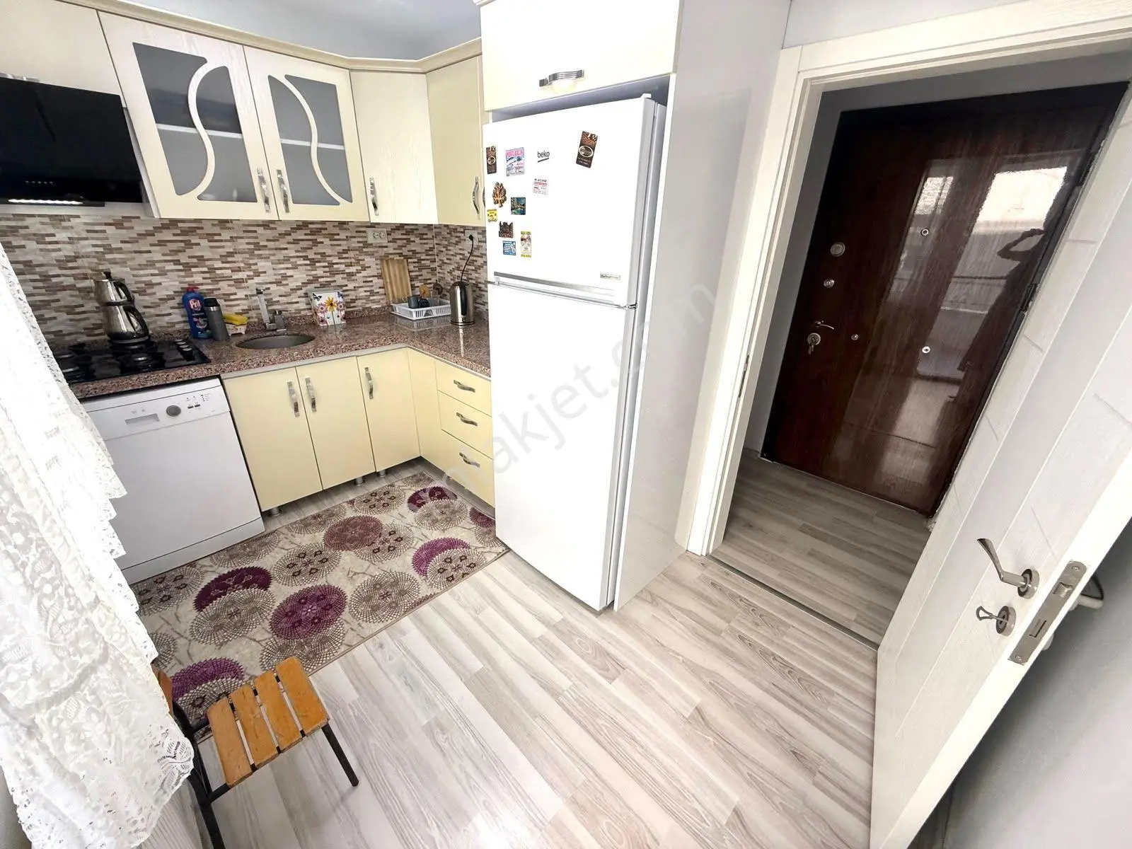 Referans'tan Akçay Merkez'den Ön Cephe Çift Balkon Kaçırılmayacak 2+1 Daire — fotoğraf 26