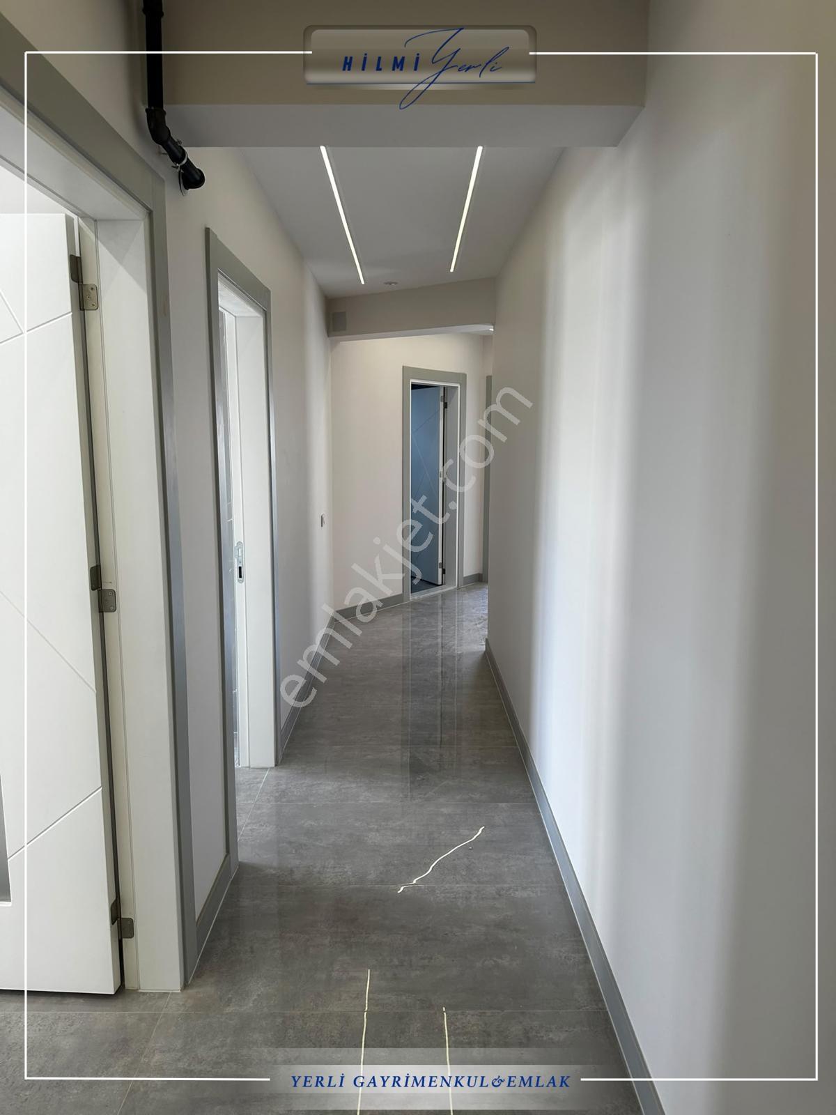 Yerli Gayrimenkul'den Merkezi Konumda 140 M² 3 + 1 Daire — fotoğraf 13