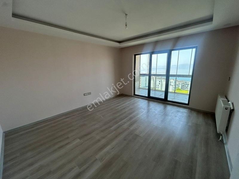 Mudanya Burgaz Mah Full Deniz Manzaralı Satılık 4+1 Dublex Daire — fotoğraf 15