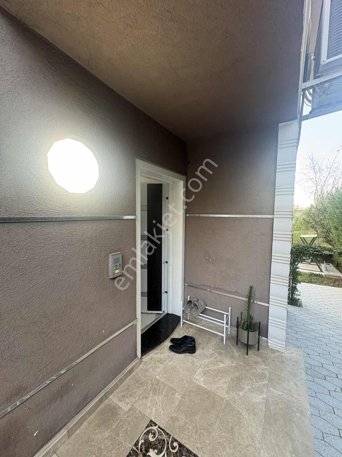 Başiskele Merkezde Süper Konumda Müstakil Villa — fotoğraf 12