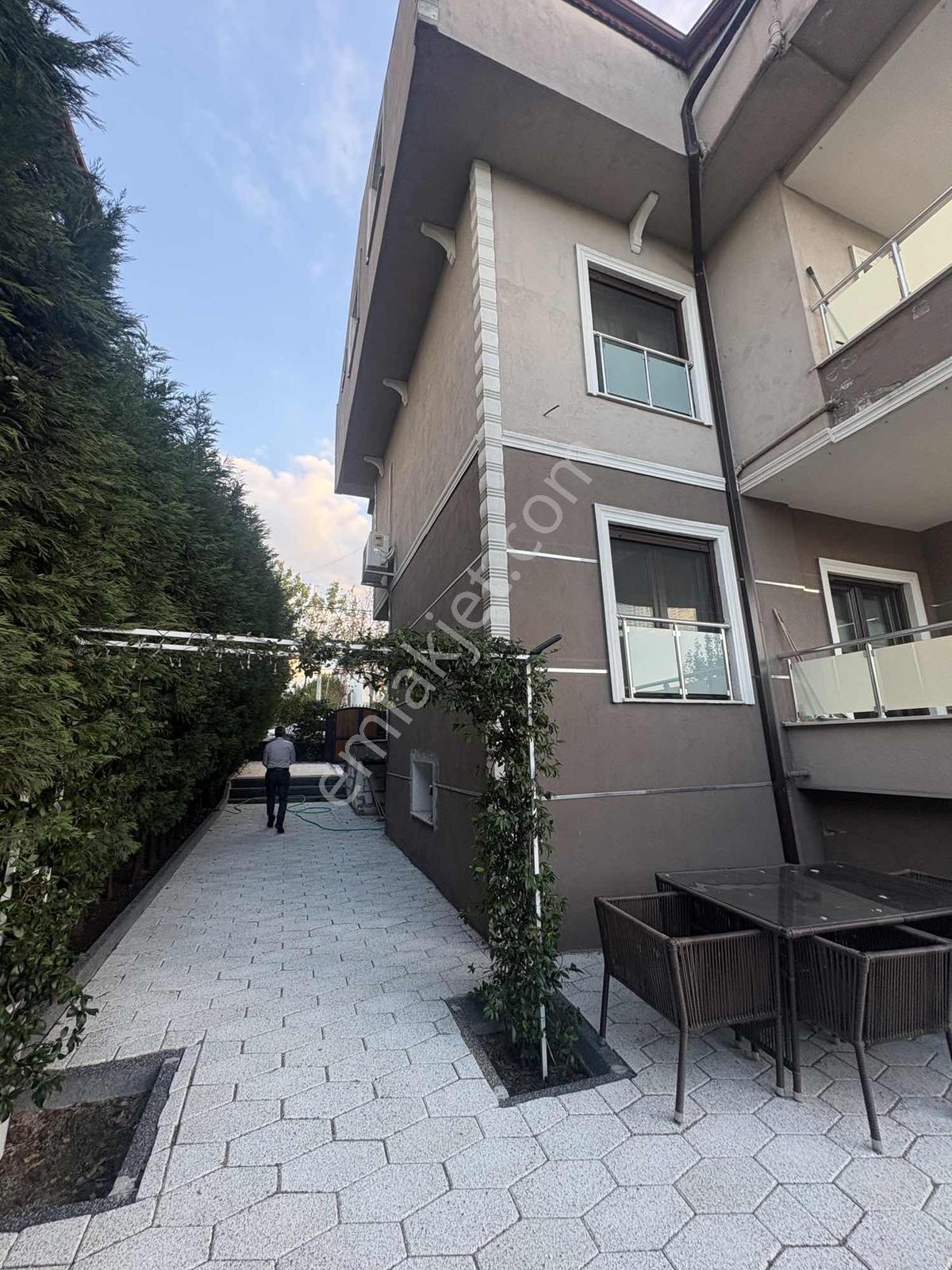 Başiskele Merkezde Süper Konumda Müstakil Villa — fotoğraf 13