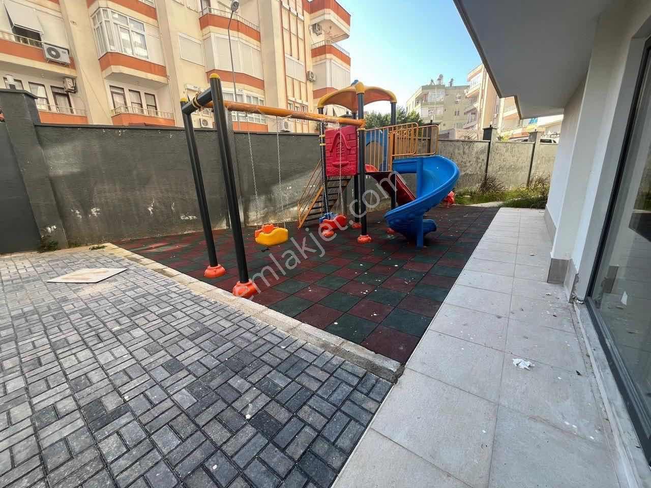 Alanya Güllerpınarı Mahallesi Merkezi Konumda Lüks 3+1 Dubleks — fotoğraf 5