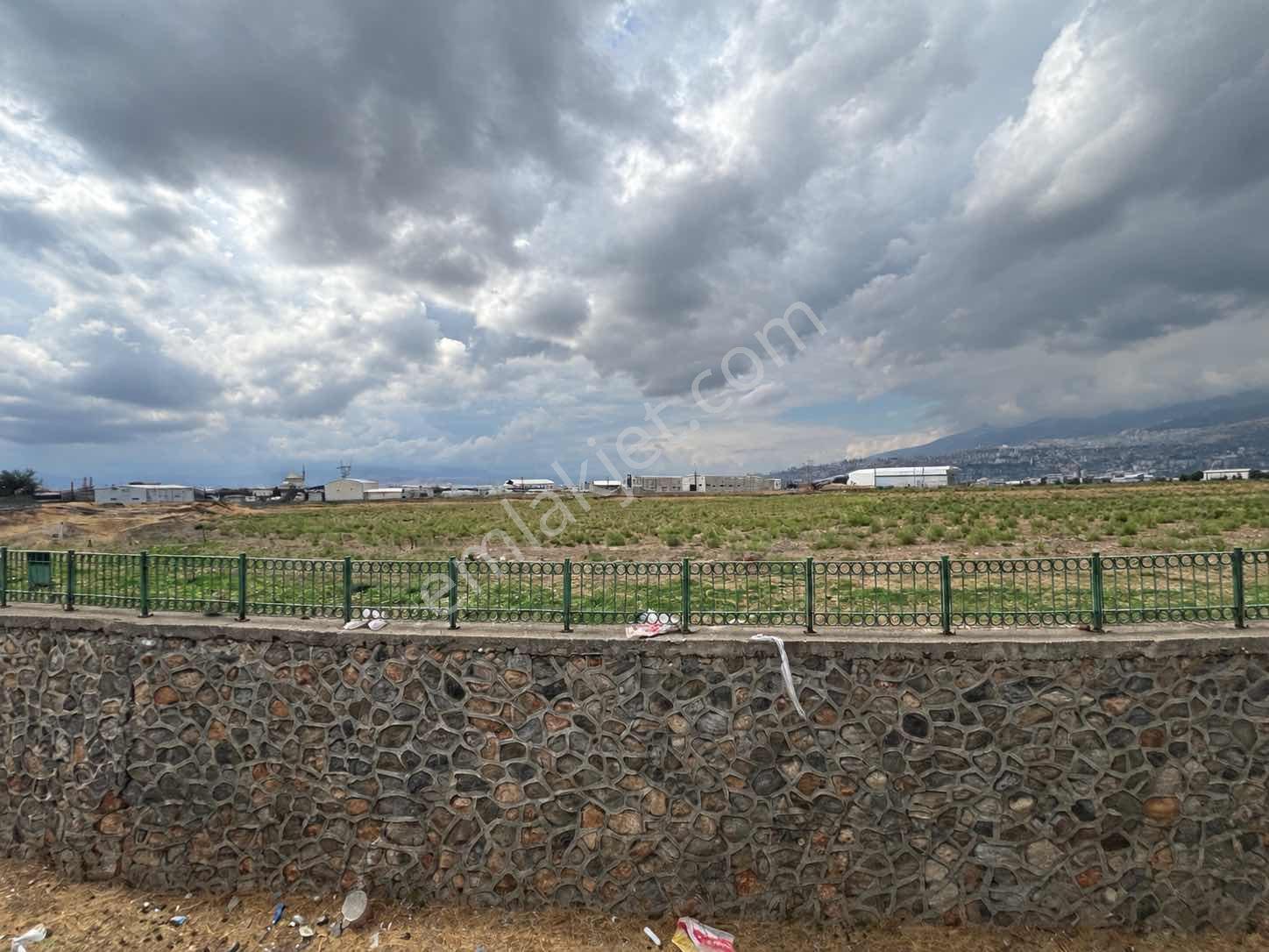 Germenıcıa'dan Satılık 2 Parsel Ticari Arsa — fotoğraf 13