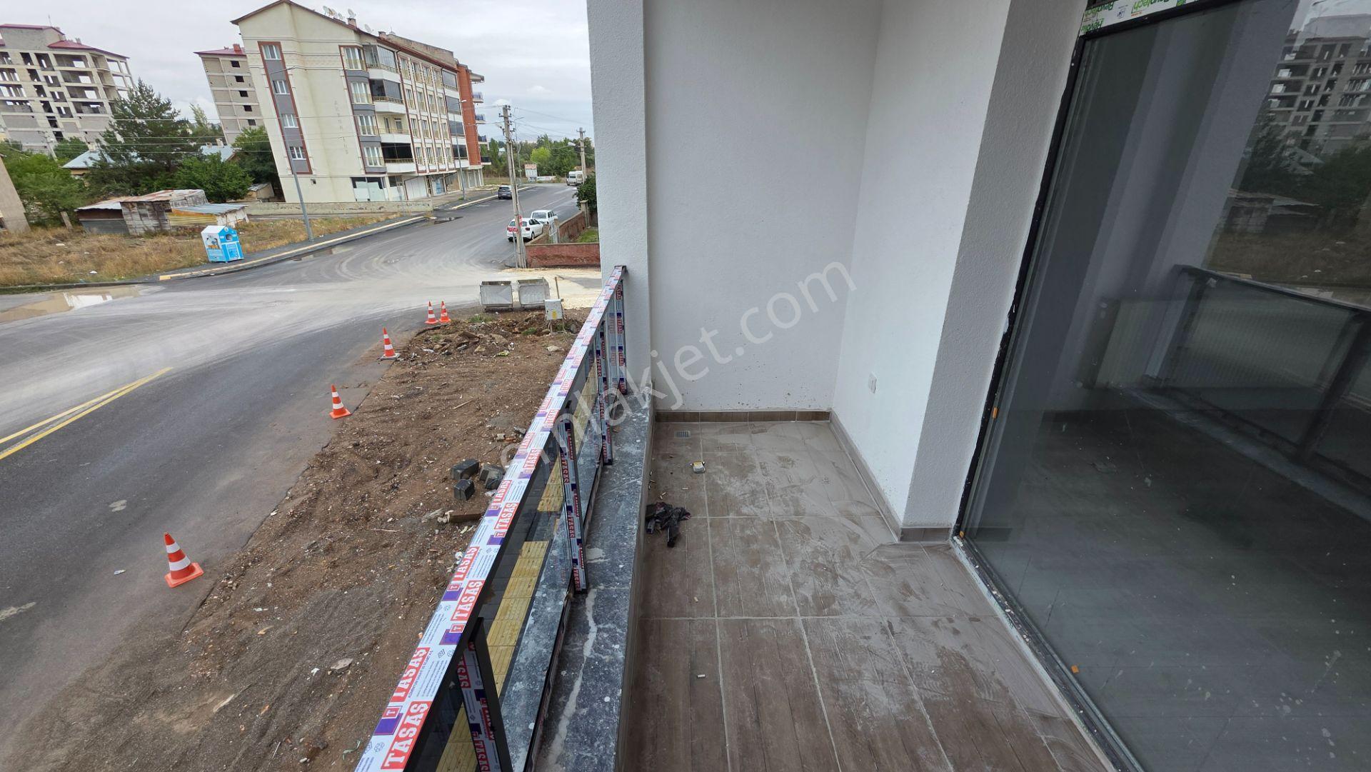 Sivas Yeşilyurt’ta Numune Yakını 2+1 Satılık Daire — fotoğraf 9