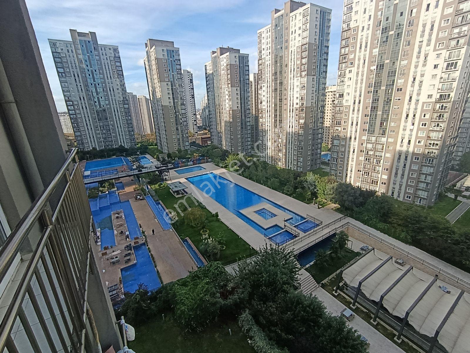 İnnovia 2 Çift Havuz Cephe Temiz Boyalı Tadilatlı Satılık Daire — fotoğraf 2