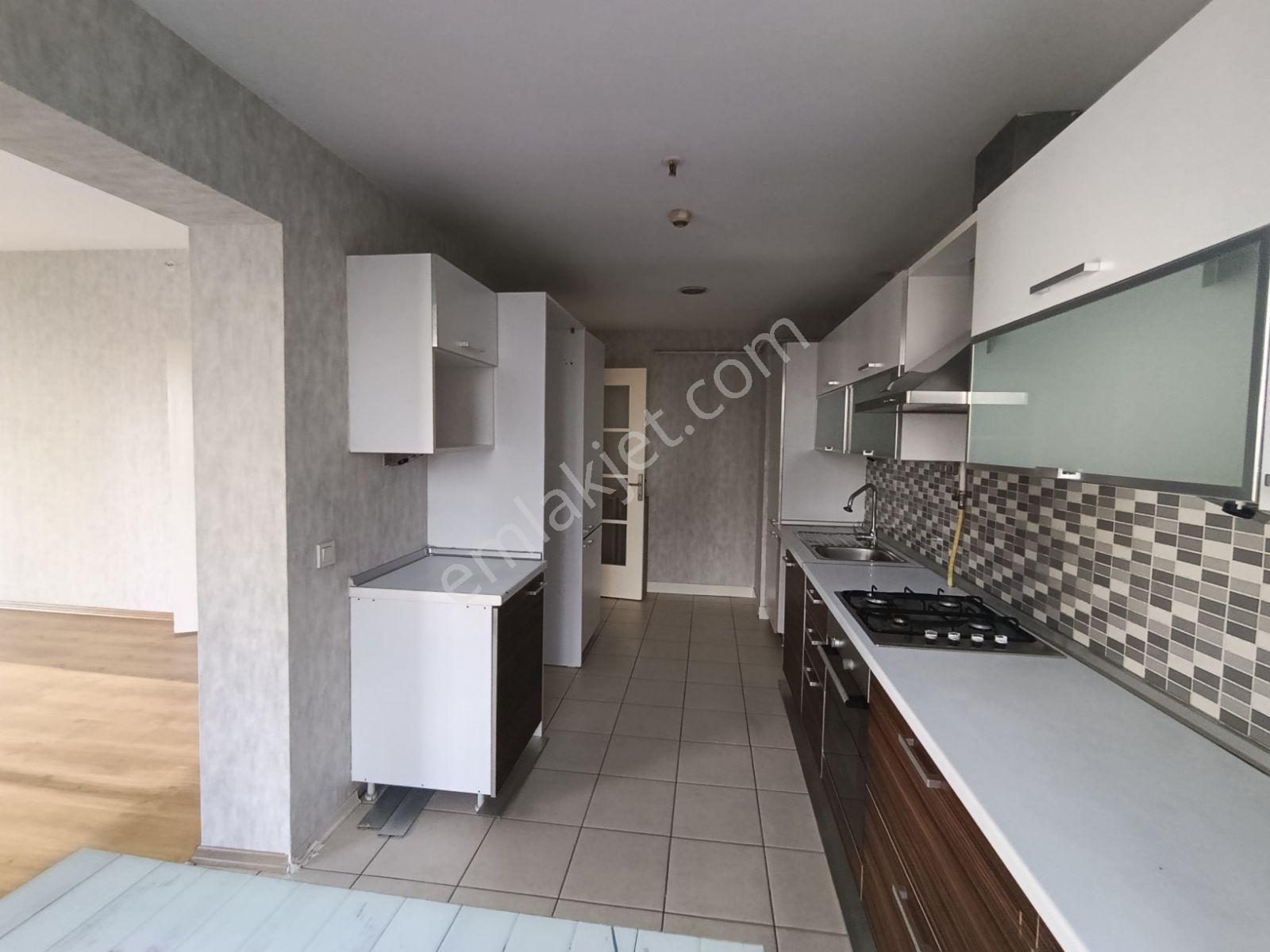 İnnovia 2 Çift Havuz Cephe Temiz Boyalı Tadilatlı Satılık Daire — fotoğraf 9