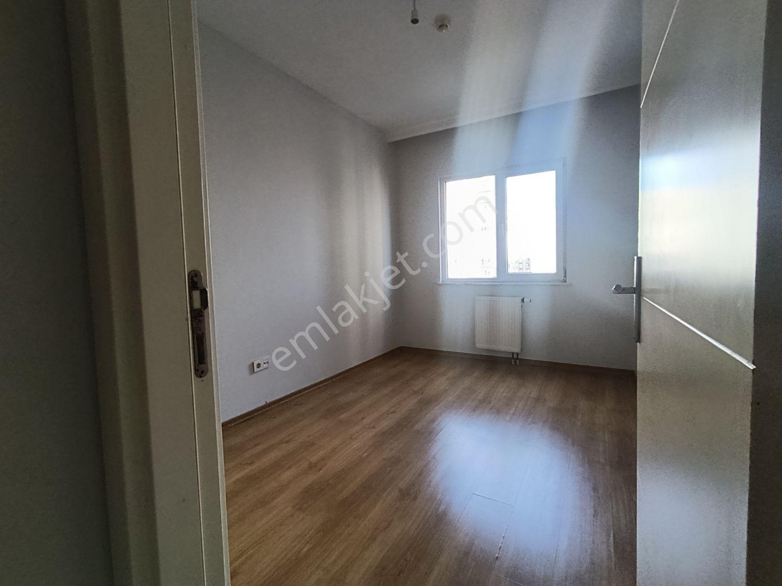 İnnovia 2 Çift Havuz Cephe Temiz Boyalı Tadilatlı Satılık Daire — fotoğraf 13
