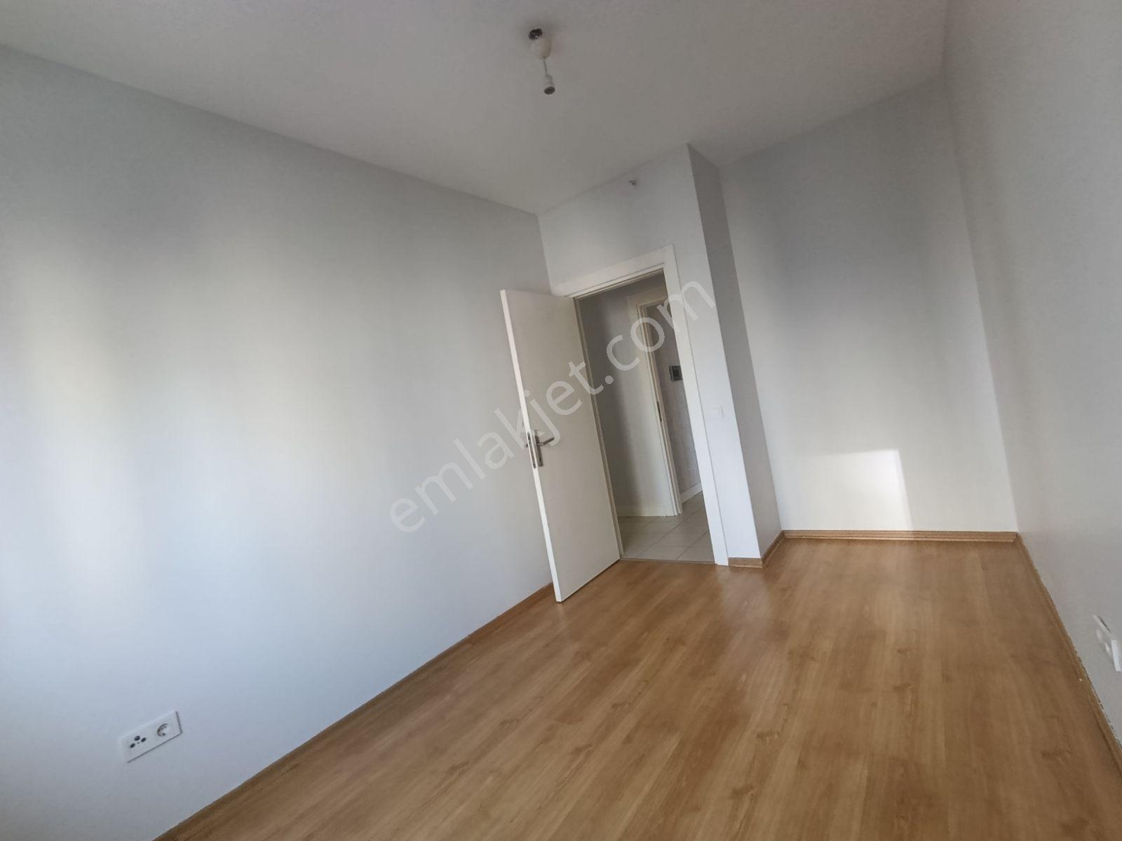 İnnovia 2 Çift Havuz Cephe Temiz Boyalı Tadilatlı Satılık Daire — fotoğraf 14