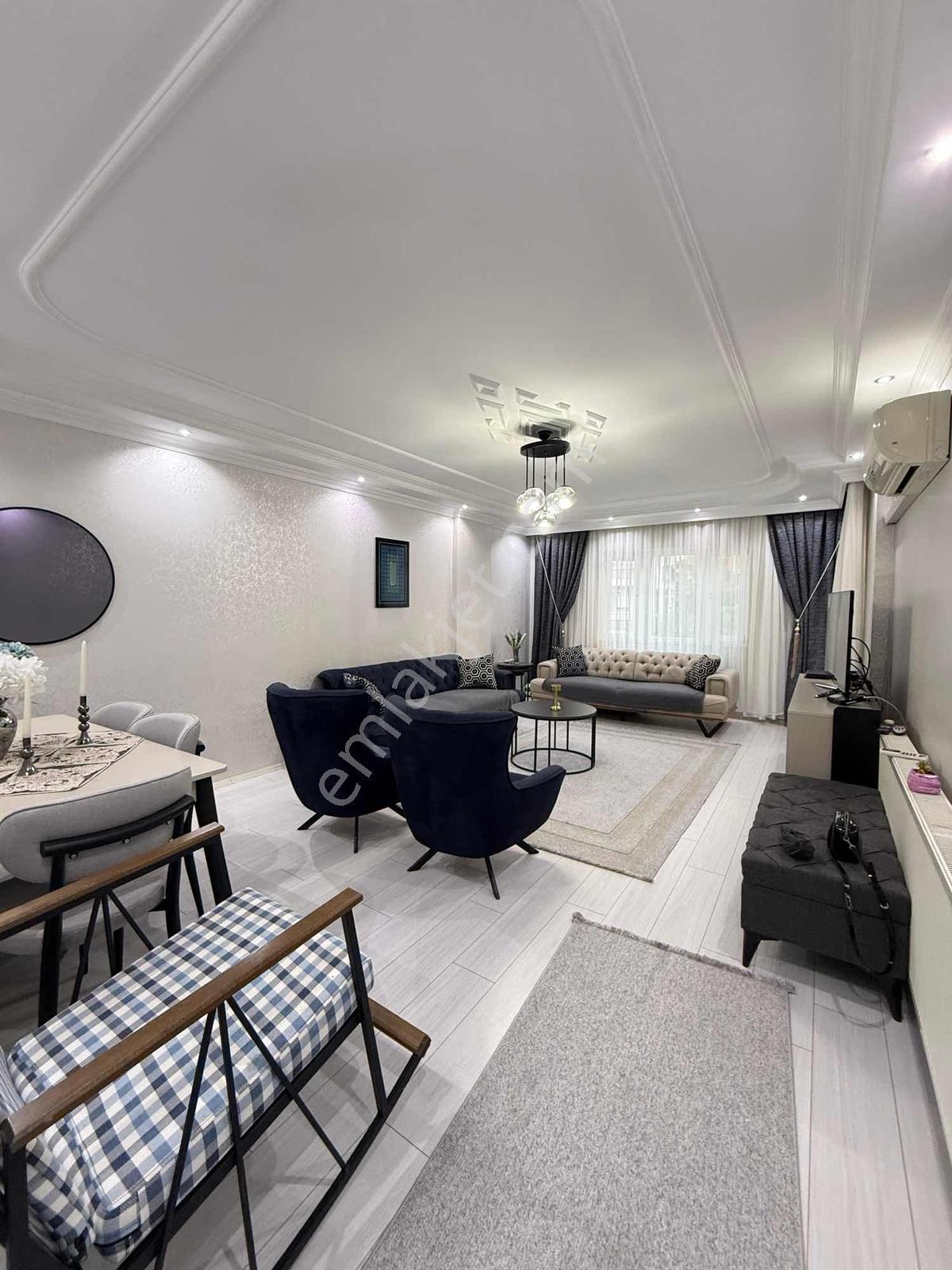 Nova'dan Cumhuriyet Mahallesi Hanımeli Sokak'ta 200 M2 4+1 Daire — fotoğraf 7