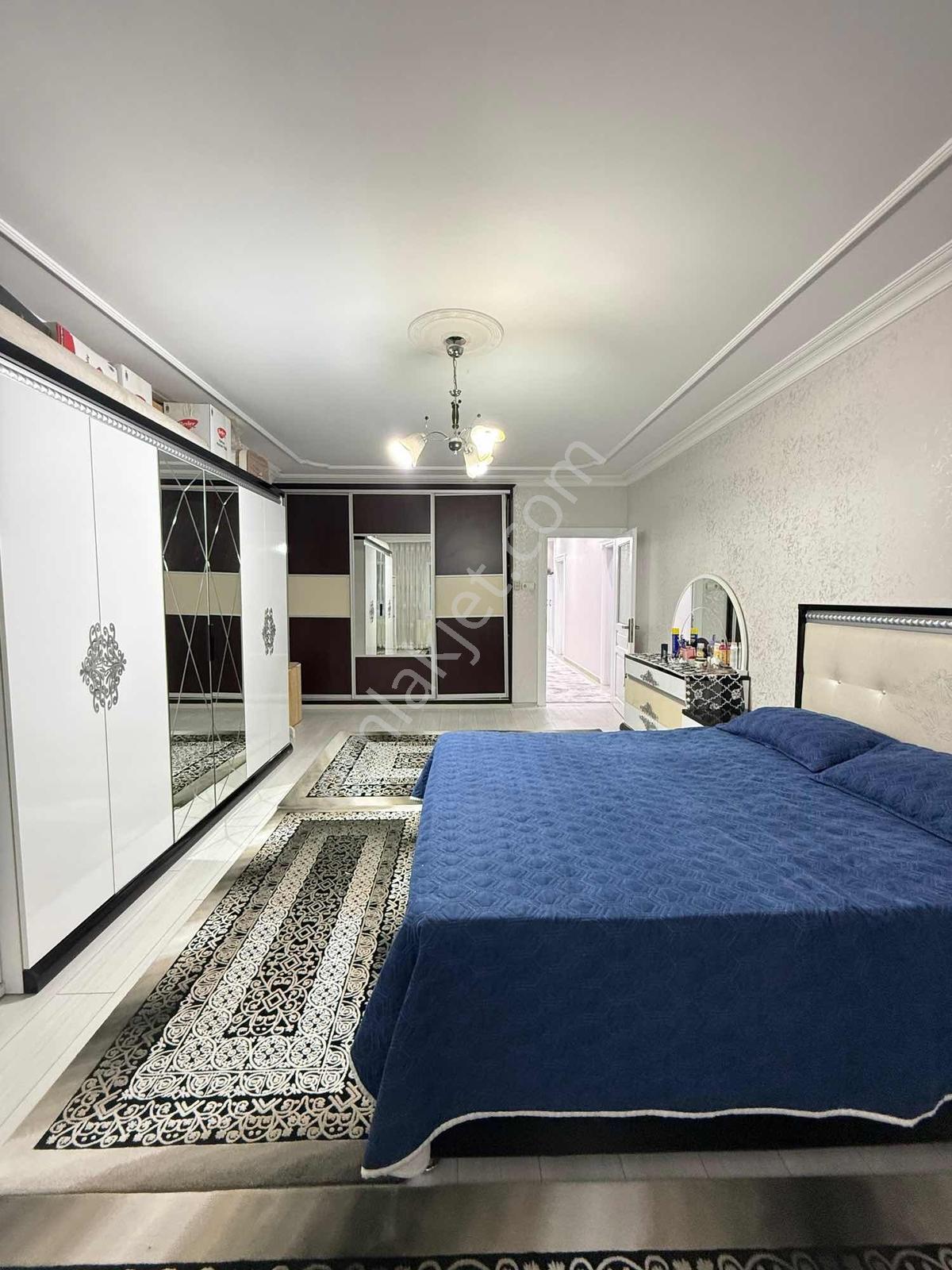Nova'dan Cumhuriyet Mahallesi Hanımeli Sokak'ta 200 M2 4+1 Daire — fotoğraf 12