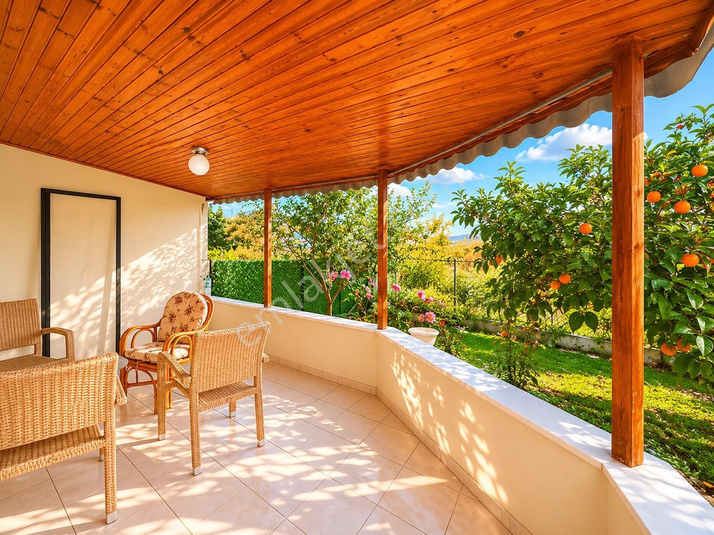 Alanya'da Denize 350 Mt. Mesafede 2+1 Bahçeli Satılık Villa — fotoğraf 6