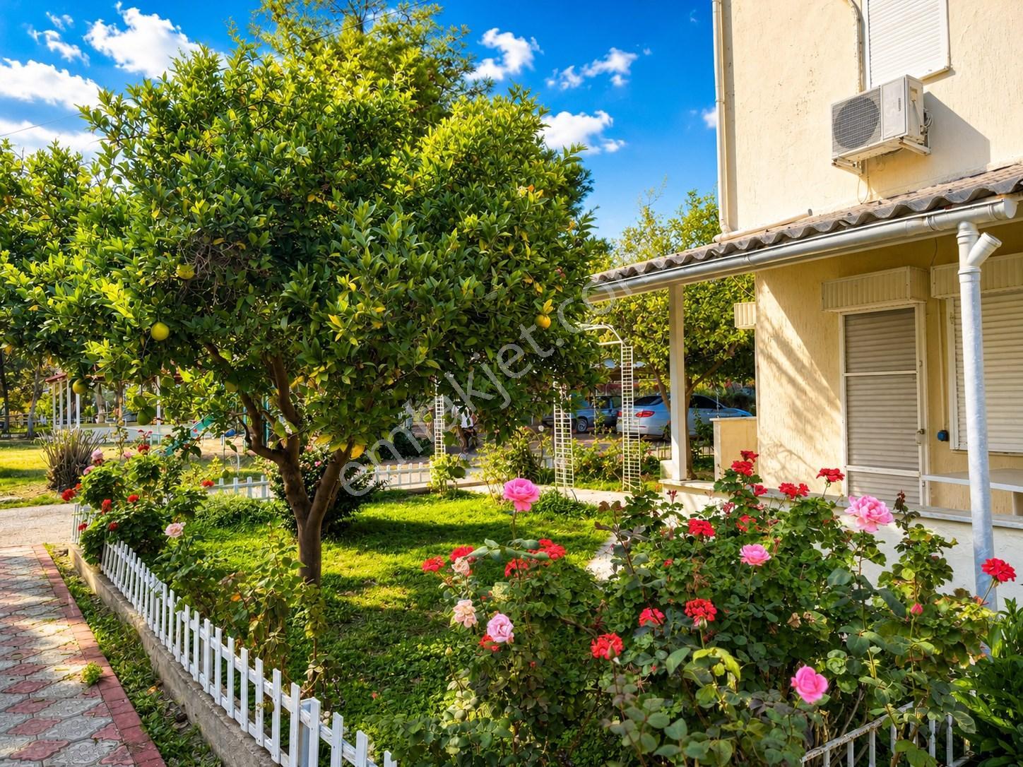 Alanya'da Denize 350 Mt. Mesafede 2+1 Bahçeli Satılık Villa — fotoğraf 13