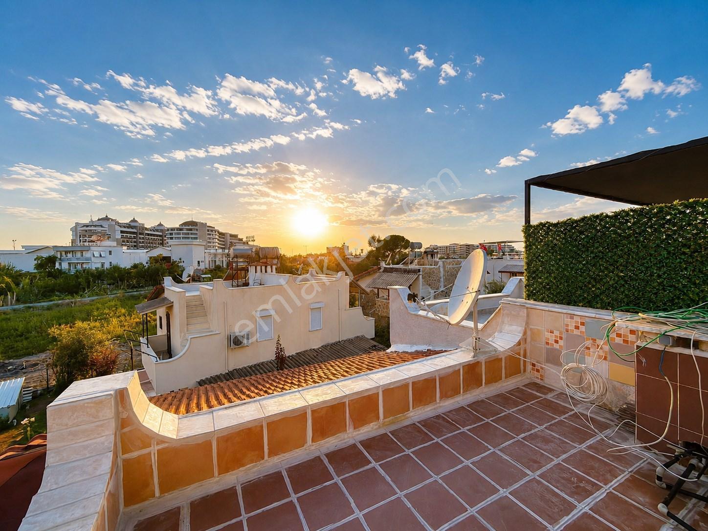 Alanya'da Denize 350 Mt. Mesafede 2+1 Bahçeli Satılık Villa — fotoğraf 18