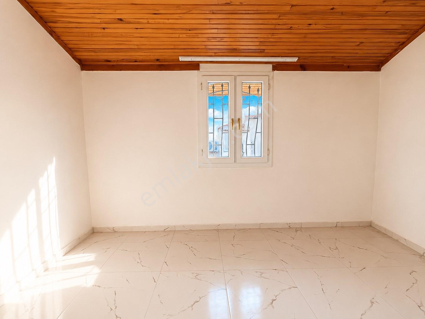 Alanya'da Denize 350 Mt. Mesafede 2+1 Bahçeli Satılık Villa — fotoğraf 22