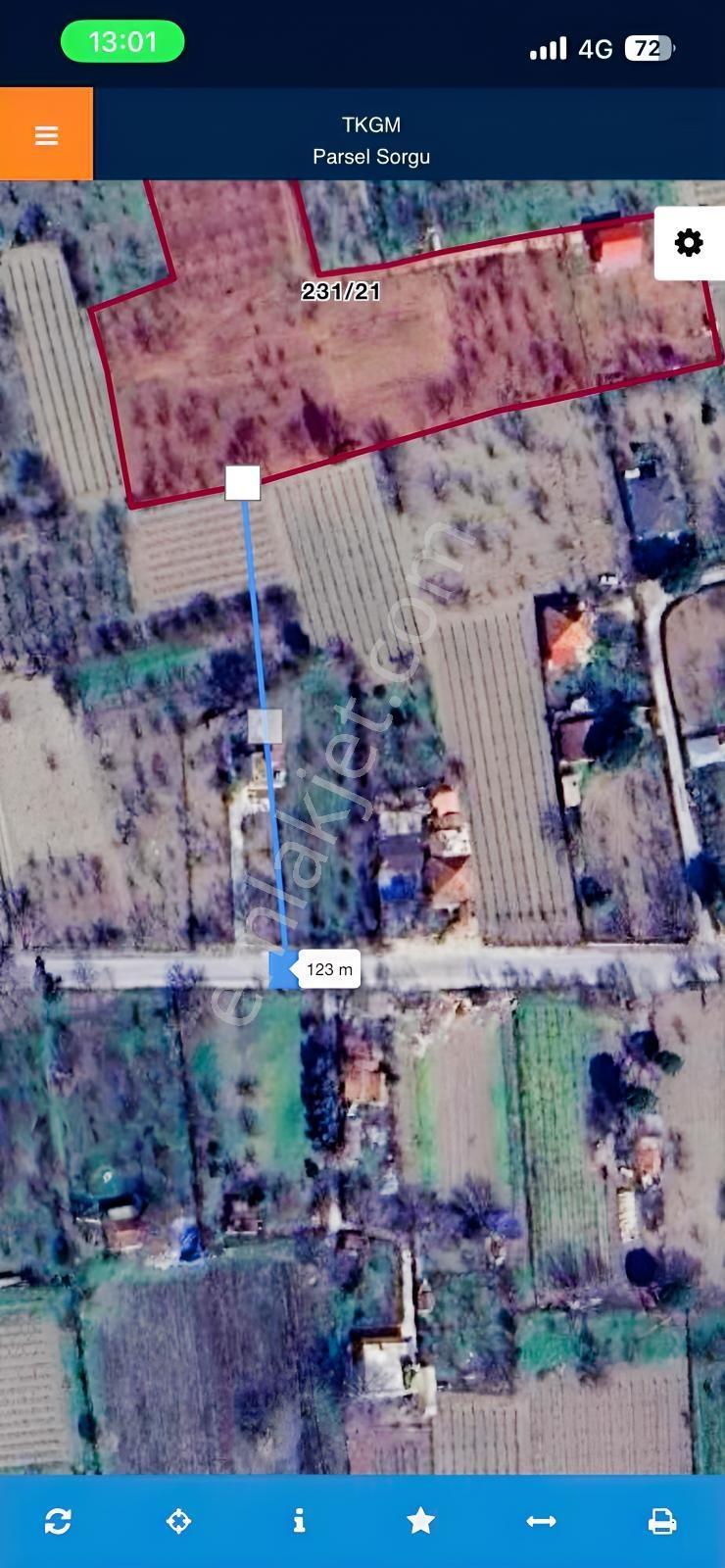 Kuşadası Kirazlı Köyünde Ana Yola Yakın Satılık Fırsat Arsa — fotoğraf 2