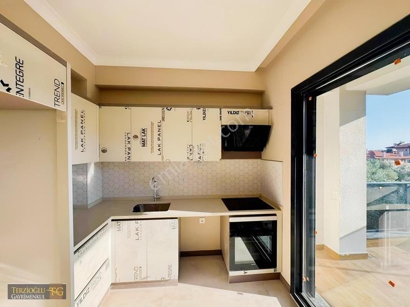 Terzioğlu'ndan Altınoluk Merkezde 2+1 Havuzlu Sitede Lüks Daire — fotoğraf 15