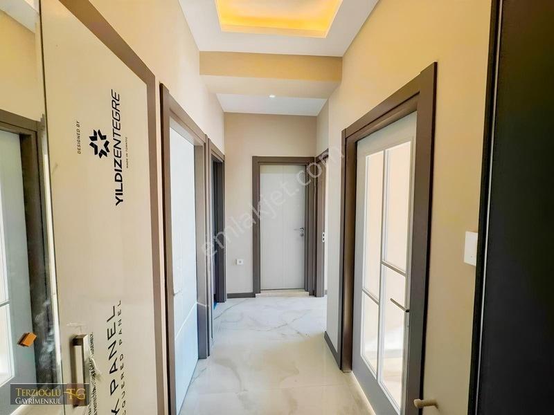 Terzioğlu'ndan Altınoluk Merkezde 2+1 Havuzlu Sitede Lüks Daire — fotoğraf 29