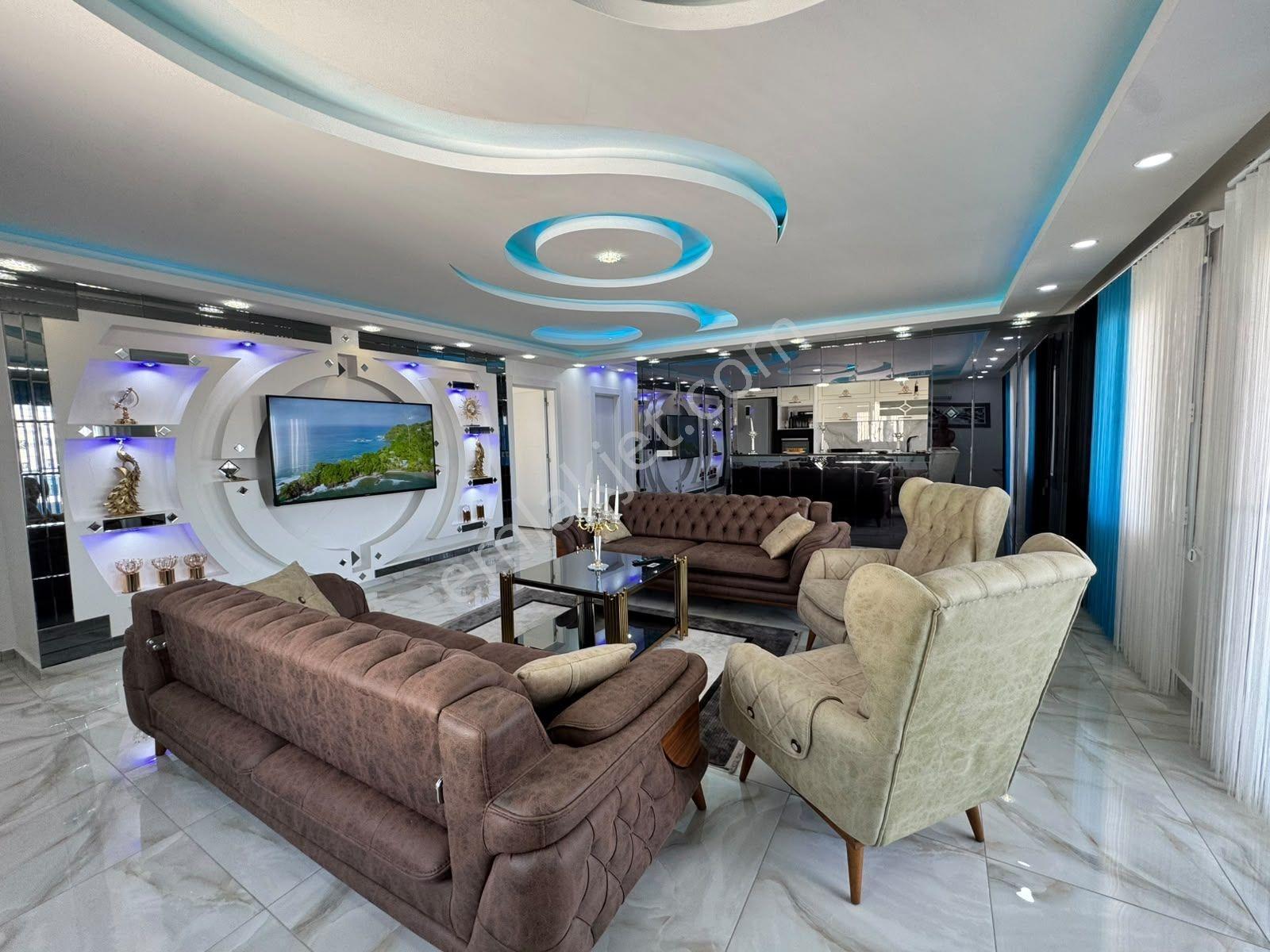 Acar Emlaktan 8 Mart Mah. Satılık 3+1 165 M2 Ultra Lüks Daire