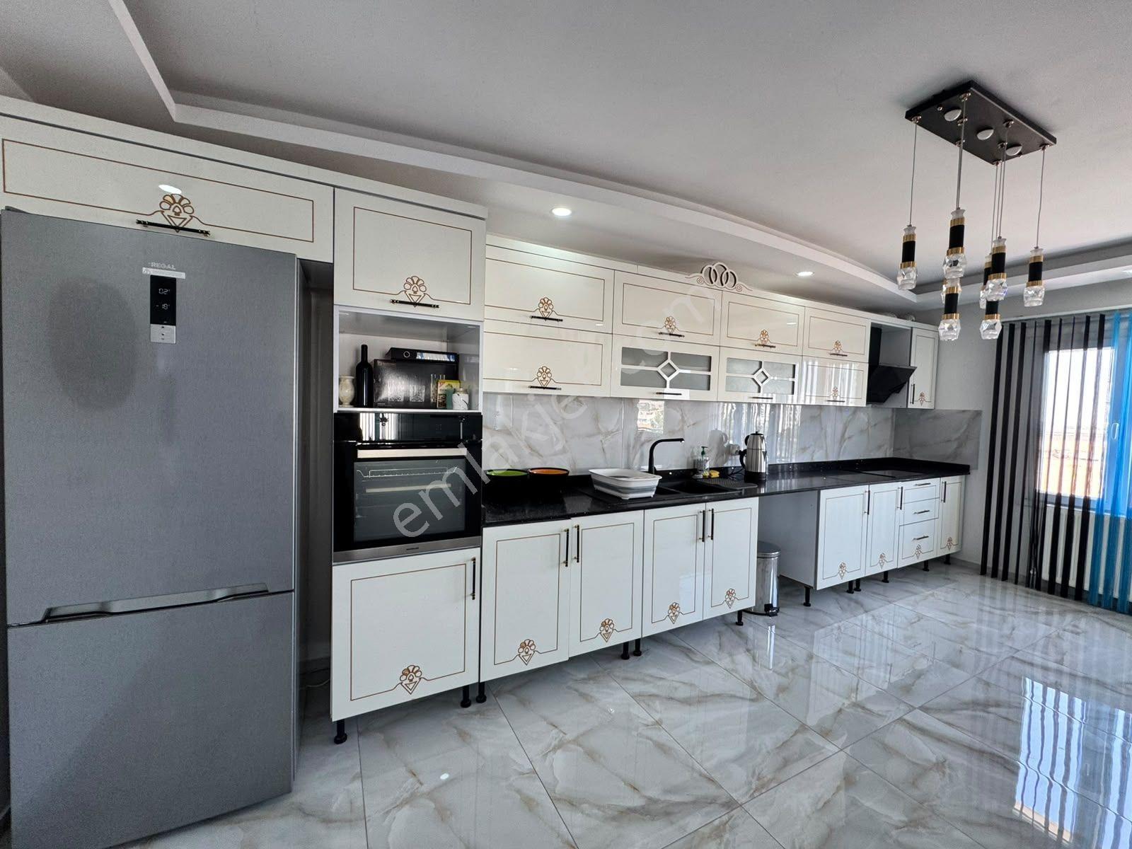 Acar Emlaktan 8 Mart Mah. Satılık 3+1 165 M2 Ultra Lüks Daire — fotoğraf 21