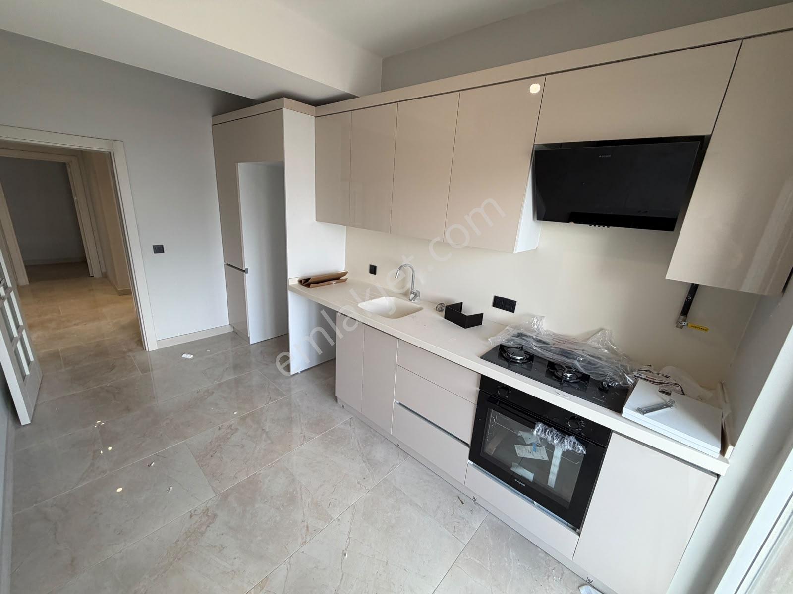Adl Square 2'de 2+1 110m2 Sıfır Lüx Kapalı Otoparklı Daireler — fotoğraf 4