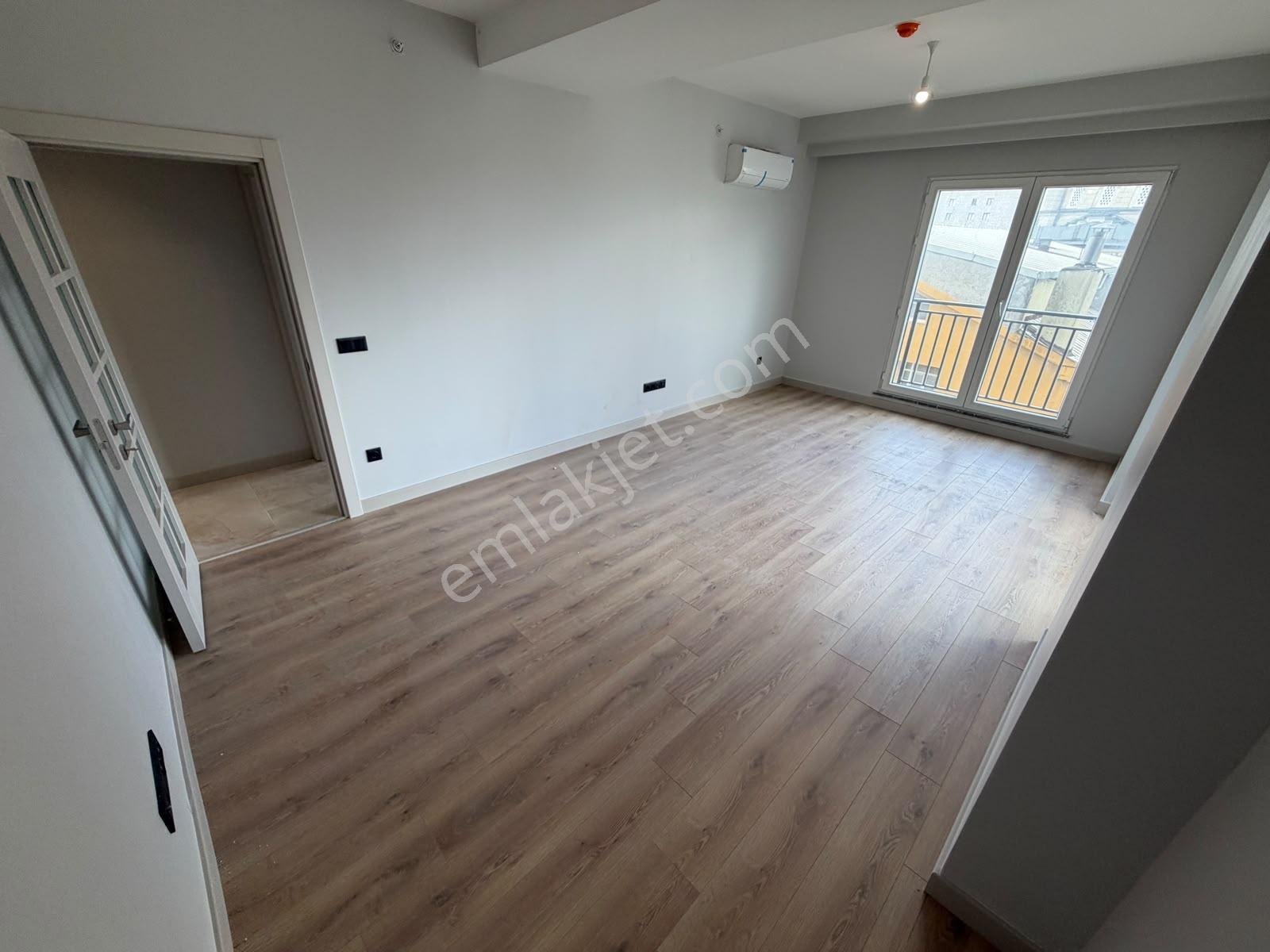 Adl Square 2'de 2+1 110m2 Sıfır Lüx Kapalı Otoparklı Daireler — fotoğraf 11