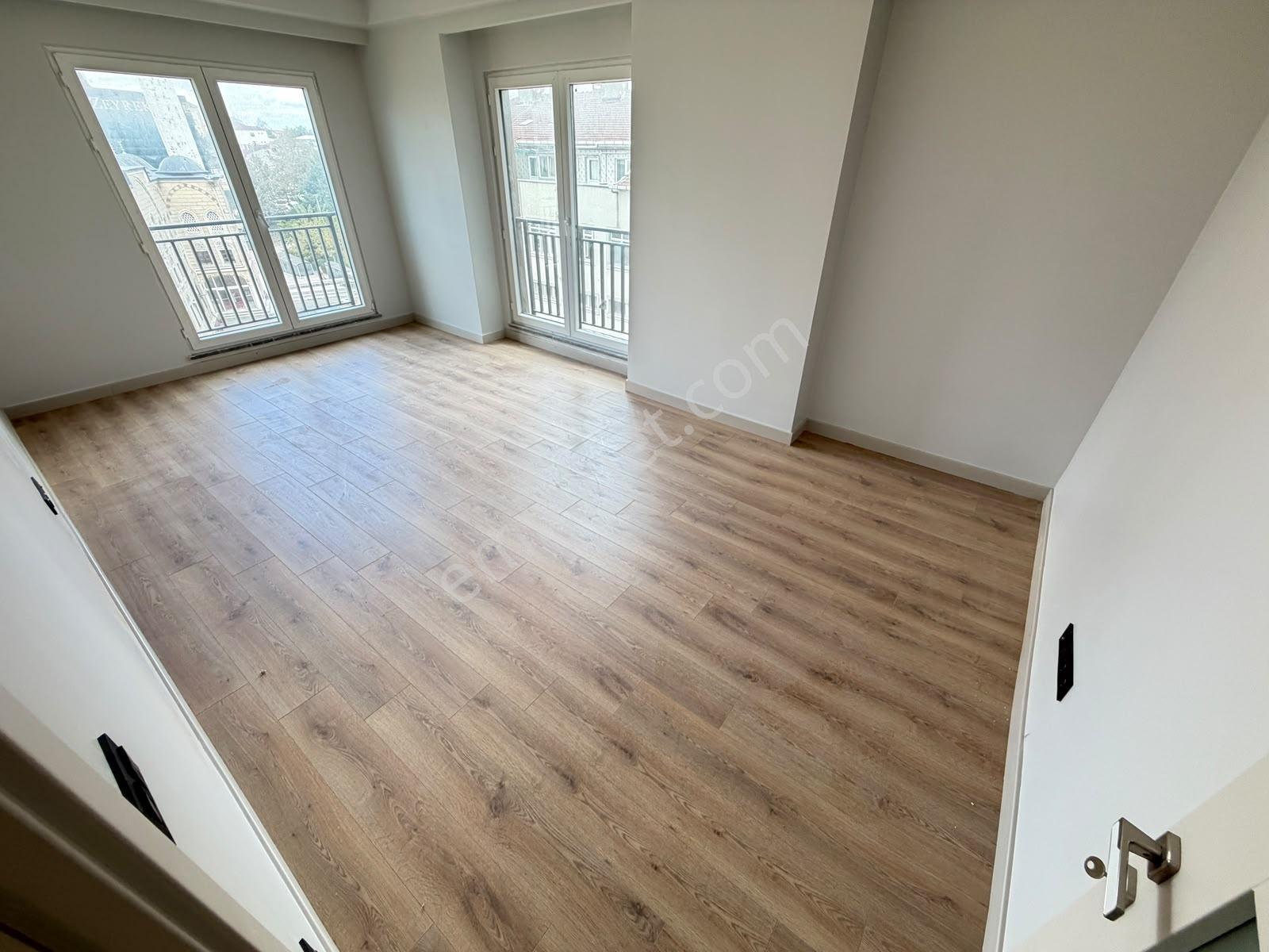 Adl Square 2'de 2+1 110m2 Sıfır Lüx Kapalı Otoparklı Daireler — fotoğraf 13